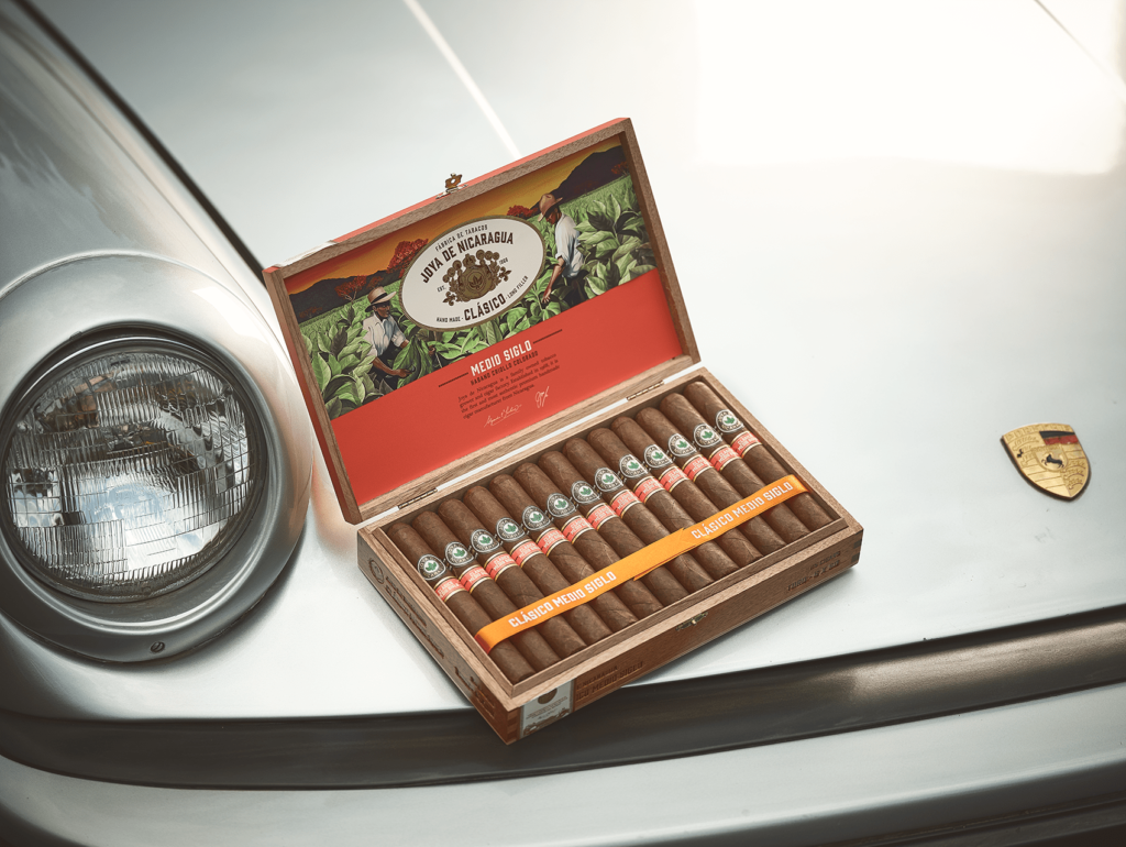 Clasico, Cigar Brand designed Madre Cosnulting for Joya de Nicaragua 